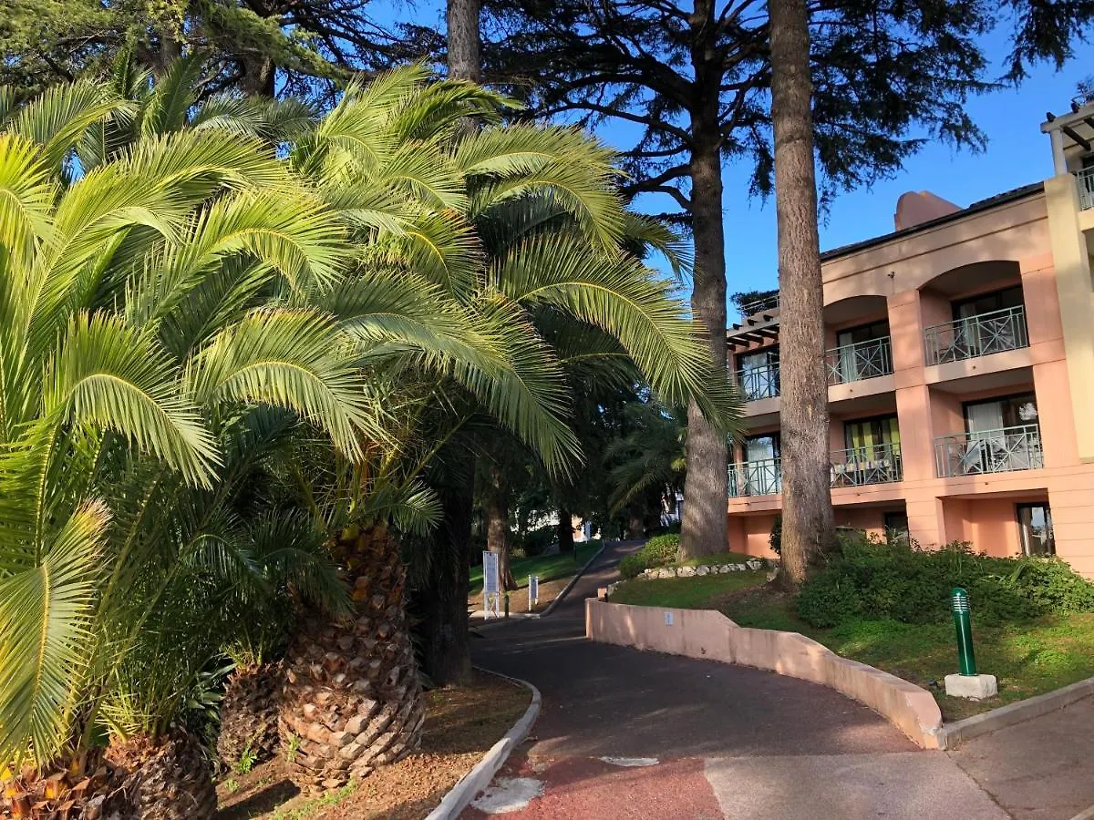 Duplex vue mer spendide, terrasse piscine jardins parking Cannes